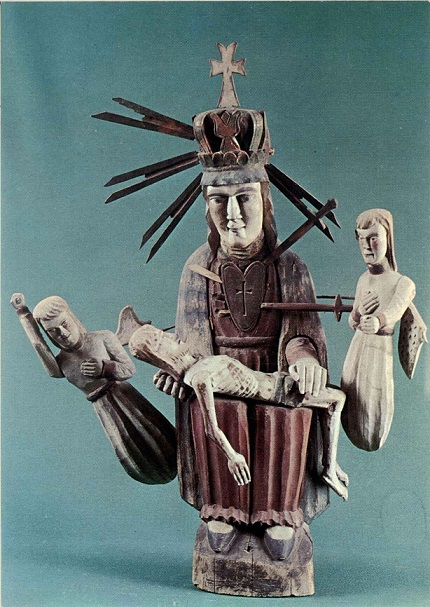 09 Каунас 1980. Старинная литовская народная скульптура в госистмузее а.jpg