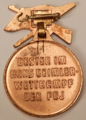 Hans Beimler_MEDAL+Revers.JPG