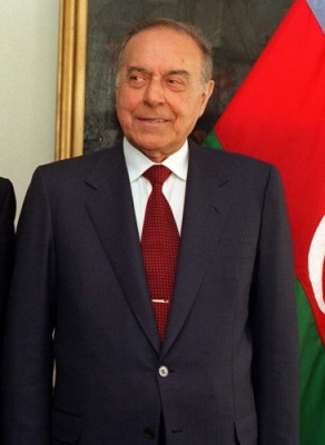 aliev_h_a_97.jpg (64.42 КБ) 10072 просмотра aliev_h_a_97.jpg