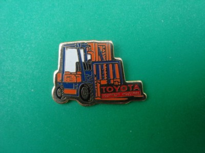 TOYOTA.JPG