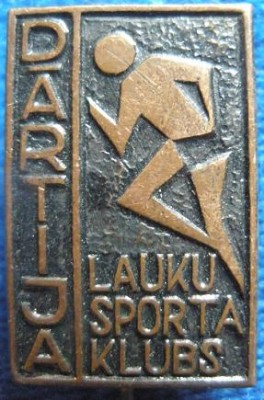 PB185715m.JPG
