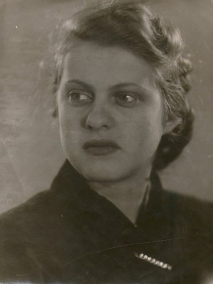 Девушка (1946 г.) 1.jpg