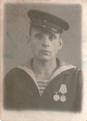 Краснофлотец (1943 г.) 1.jpg