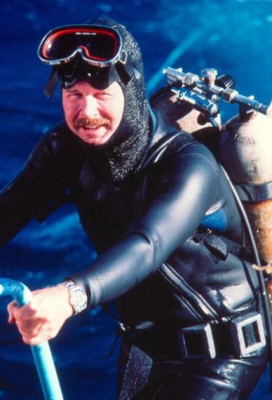 GeorgeFBass-diver1.jpg