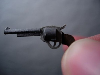 1279610790_weapon-21.jpg