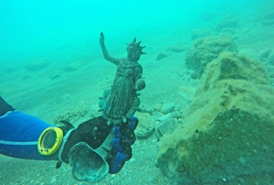 roman-era-shipwreck-statue.jpg