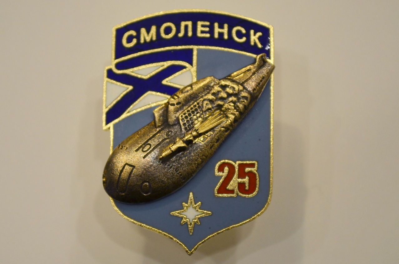Юбилейный знак К-410.jpg
