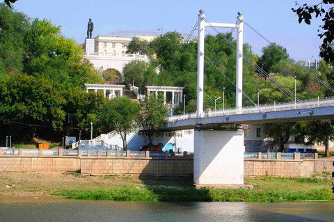 оренбург.спуск к уралу на беловке.jpg