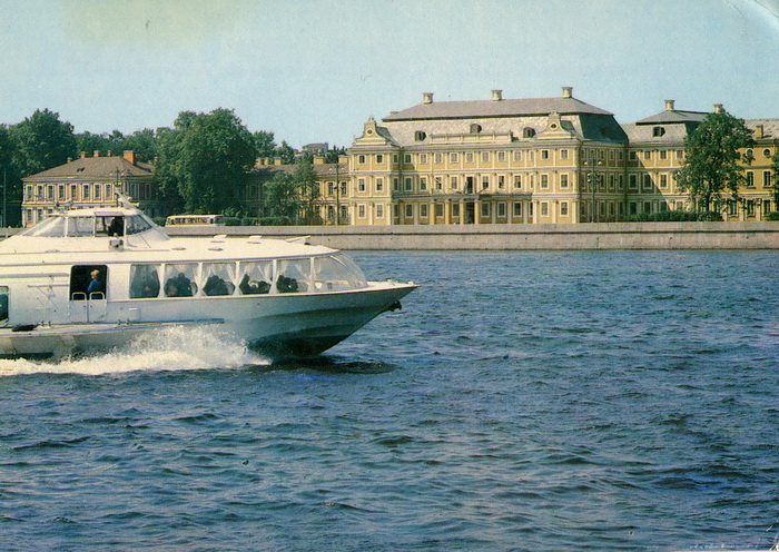 1881г. меньшиковский дворец.jpg