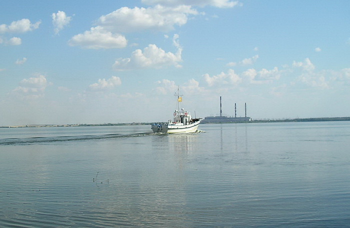 Ириклинское водохранилище и ГРЭС.2007г.JPG