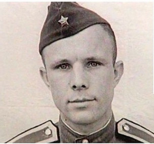 курсант гагарин.1.jpg