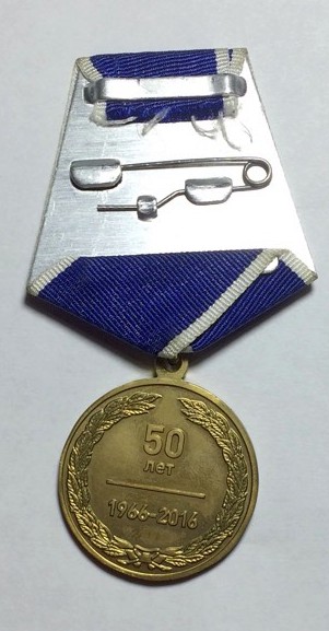 445.jpg