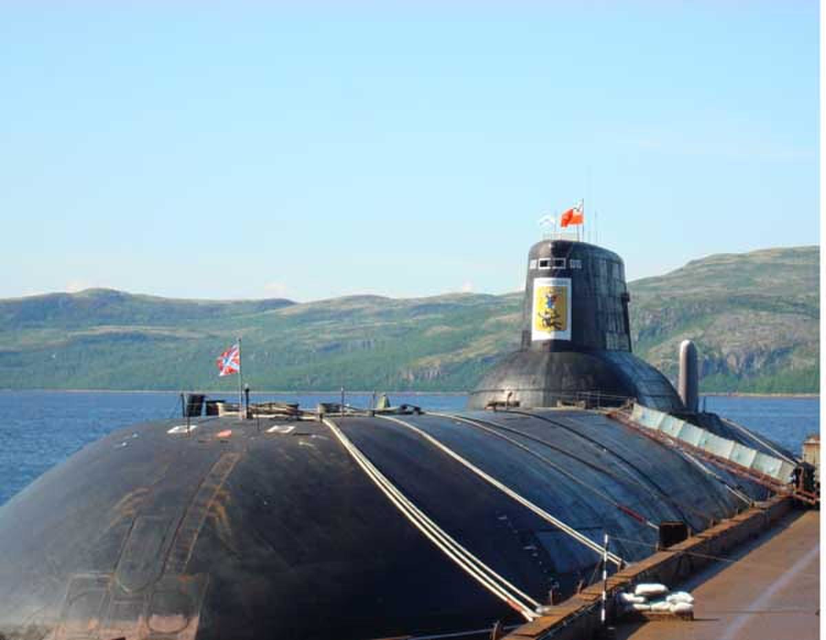 ТК-17 у пирса.jpg