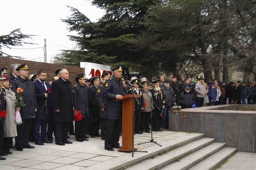Севастополь-митинг..jpg