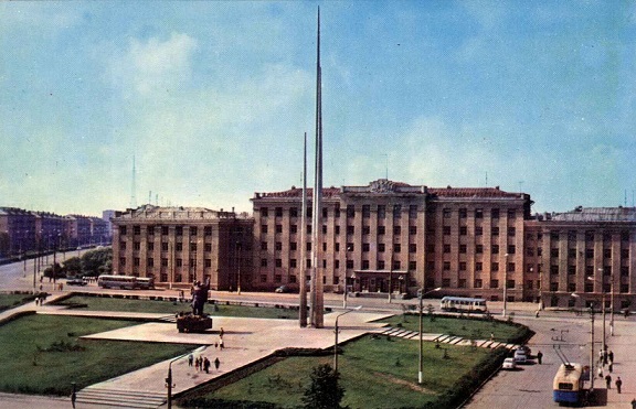 Тула 1972. 01 Площадь Победы а.jpg