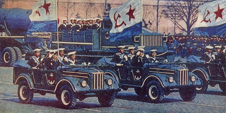 11 50 лет СА, 1968. Военный парад на Красной площади. Зак. 178 а.jpg