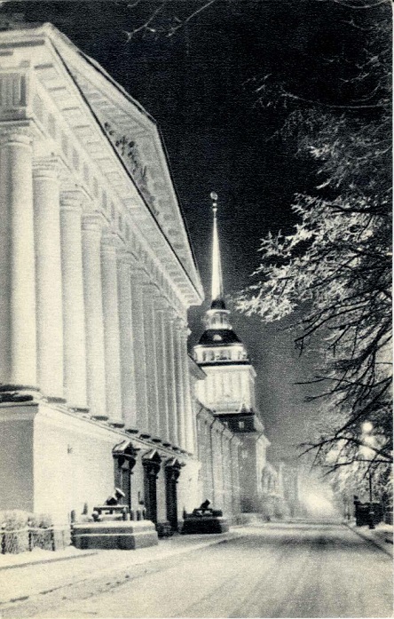 02 Ленинград 1969. Адмиралтейство а.jpg