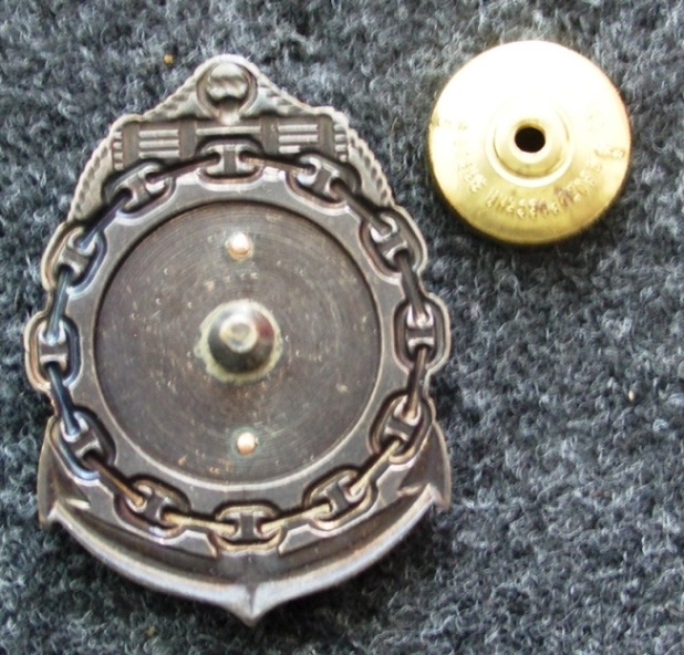 ЗНАК За дальний шлюпочный поход- для Московского объединенного морского корпуса им. Героев Севастополя- КШ 1700. г Москвы..Реверс ..jpg