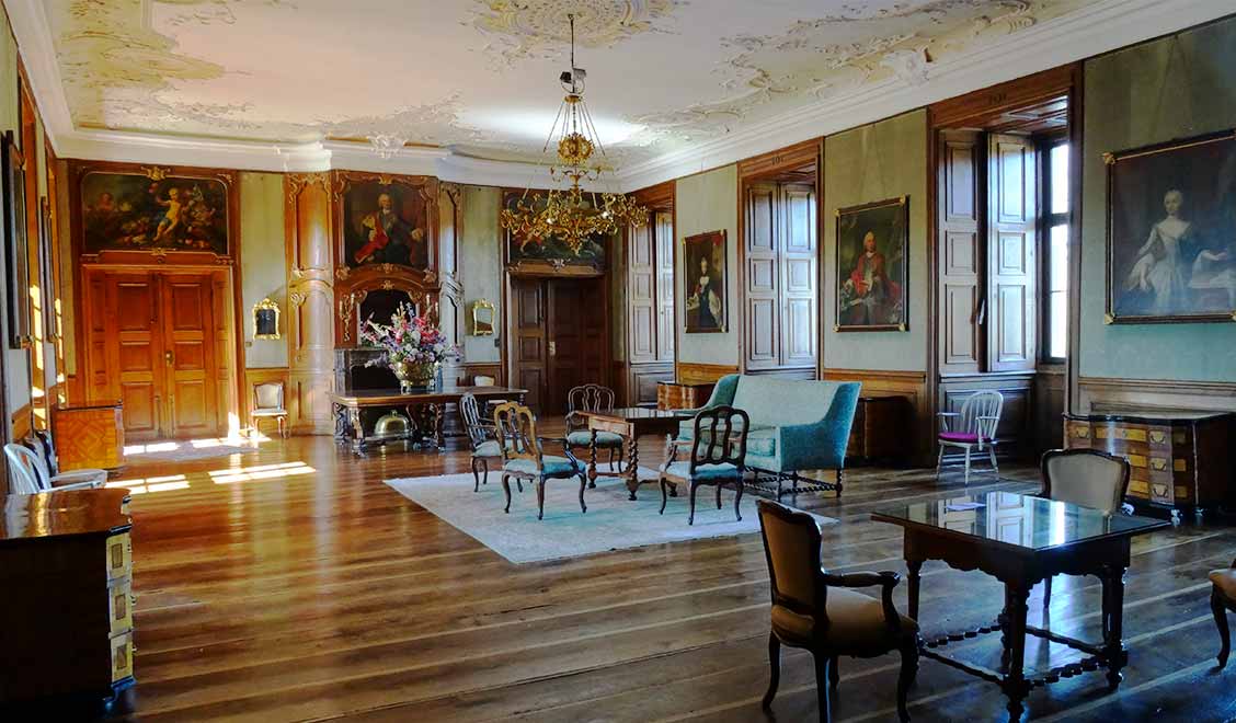 schloss_innen_03.jpg