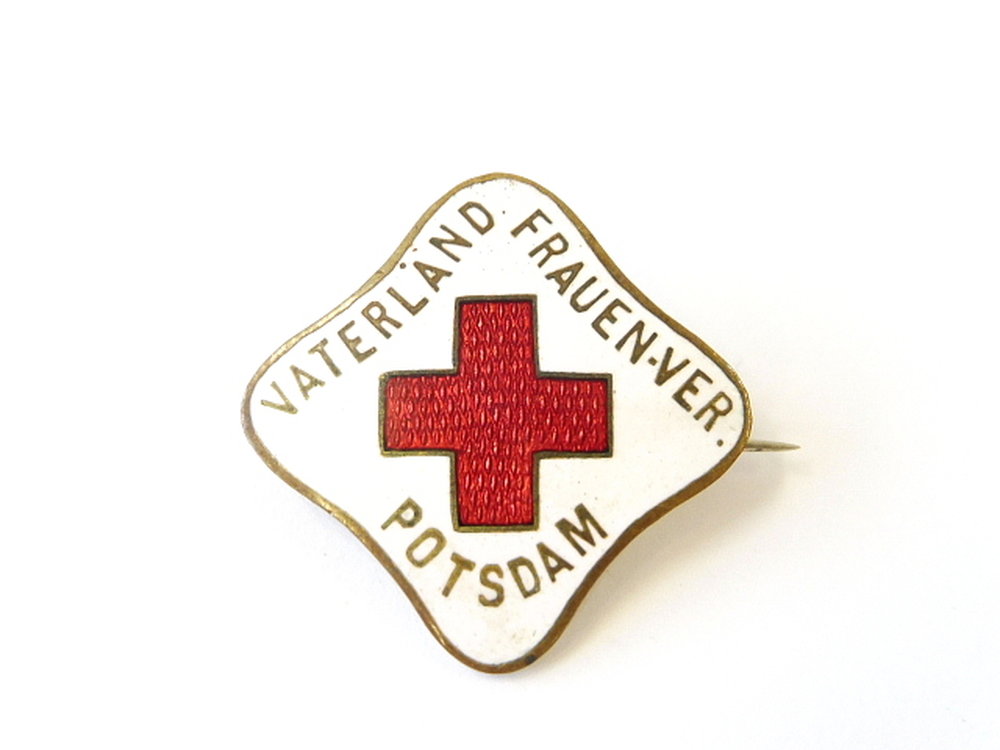 vaterlaendischer-frauenverein-potsdam-emailliertes-abzeichen-28mm.jpg