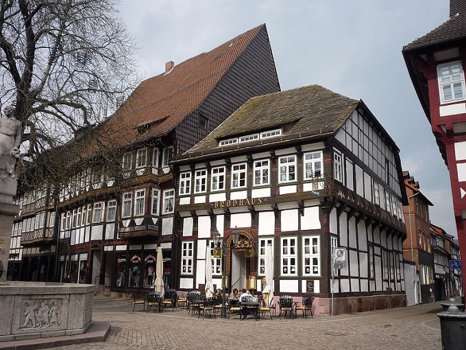 Brodhaus_Einbeck.jpg