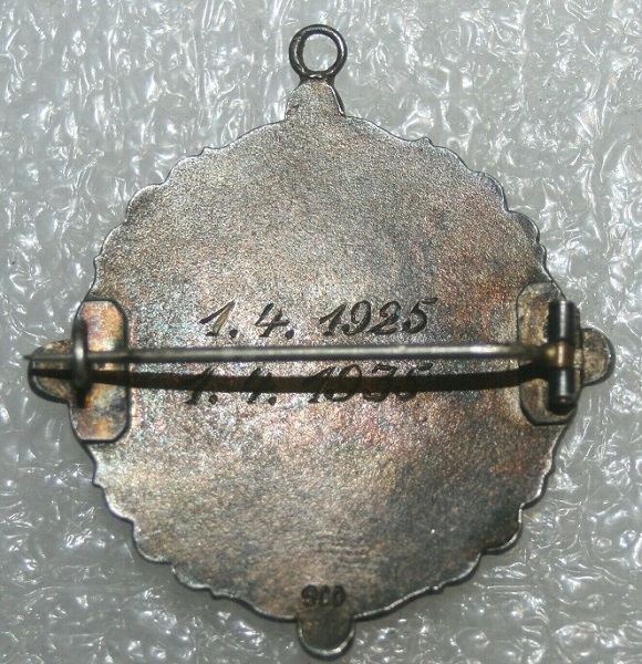 1925.jpg