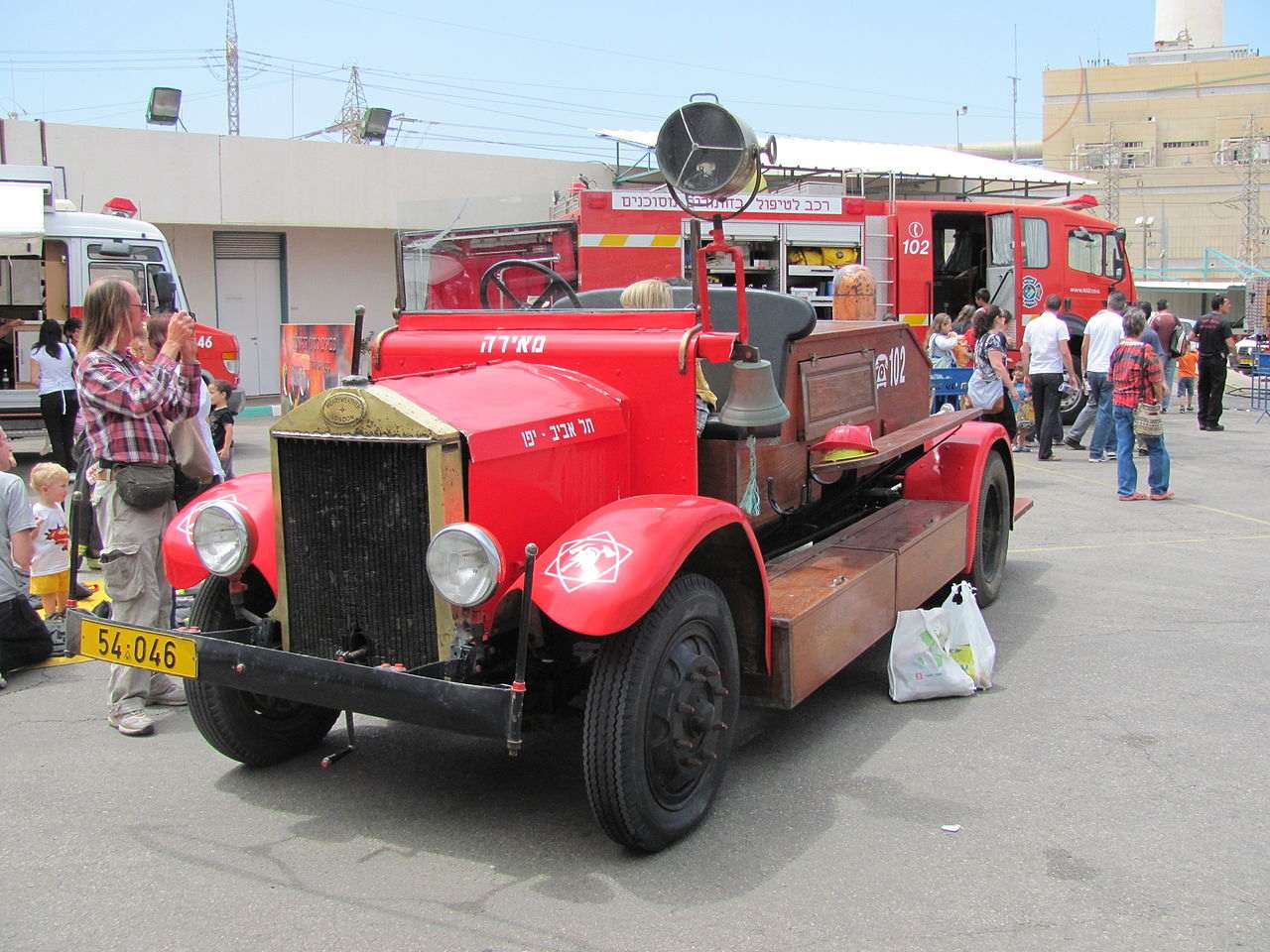 1280px-Tel_Aviv_20.05.11_053.jpg