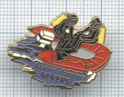 Pins-badge-SAPEURS-POMPIERS-ville-DE-NEVERS-PLONGEURS.jpg