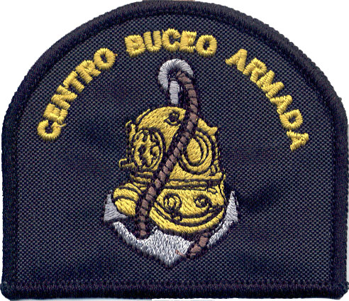 3 Buceadores  de la Armada 3 - CBA Centro de Buceo de la Armada Parche Oval Base Recta de Brazo Copia.jpg