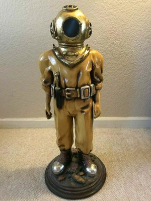 Deep-Sea-Diver-2-feet-tall-figure.jpg
