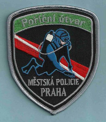 Praha-Prague-Czech-Republic-Police-Mestska-Policie-Dive.jpg