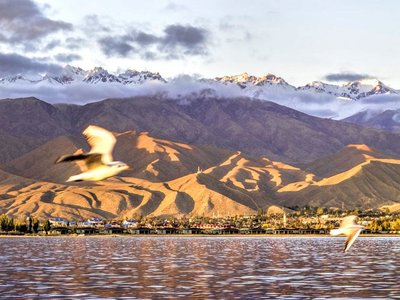 Issyk Kul.jpg