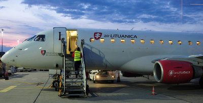 14-08-15-embraer175-vilnius-2.jpg