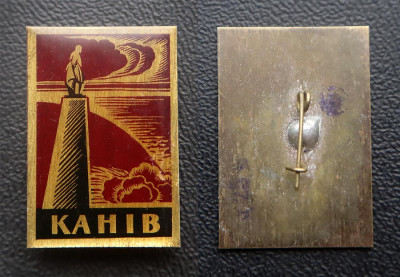 Канев, Бронзовый памятник на могиле Т.Г. Шевченко.jpg