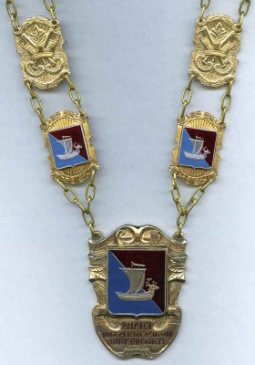 Пустозерский СС Знак главы.jpg