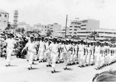 800px-Parade_of_the_Israel_Defense_Forces_in_1960,_Haifa_2.jpg