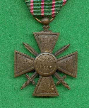 medaille_militaire_croix_de_guerre_aviation.jpg