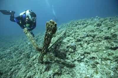 Wreck anchor.JPG