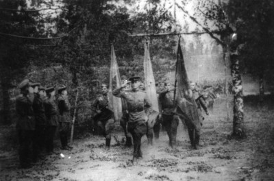 Копия Марш в честь награждения Красным Знаменем, 1943г..jpg