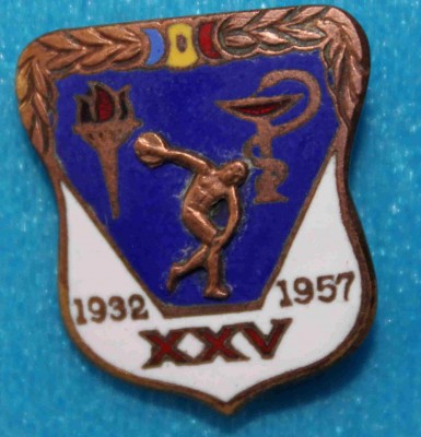 1932-1957.jpg