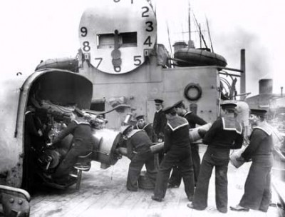 hmas-sydney-gun-crew.jpg