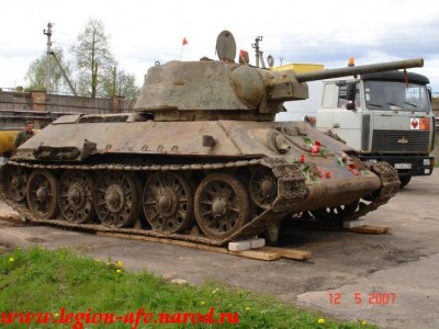 T-34-76_Velykye_Luky_007.jpg