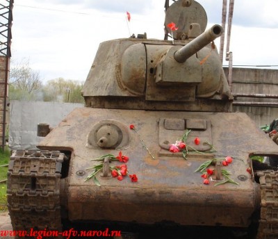 T-34-76_Velykye_Luky_001.jpg