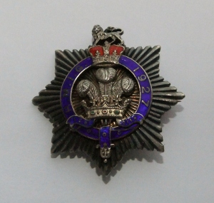025 (300x285).jpg