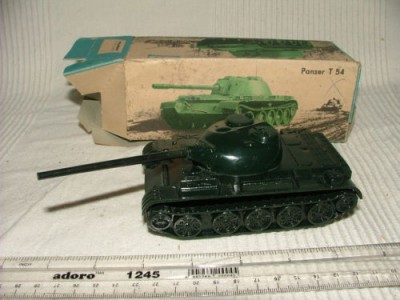 Pneumant Spielzeug Toy T-54 Tank 27д.jpg