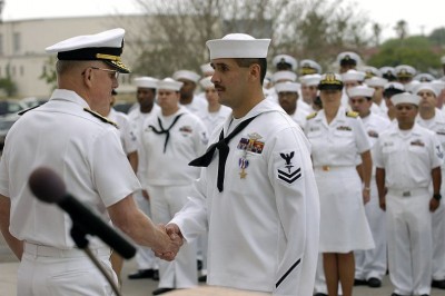 800px-US_Navy_060427-N-0184L-082_Hospital_Corpsman_2nd_Class_Juan_M__Rubio,_of_San_Angelo,_Texas,_was_awarded_the_Silver_Star_Medal.jpg