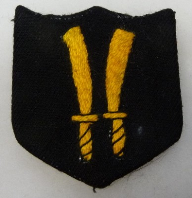 VINTAGE INDIAN ARMY 2nd MOUNTAIN DIVISION PATCH.jpg