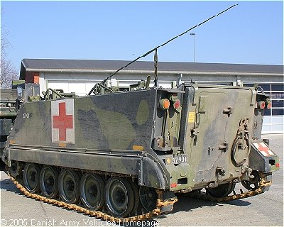 m113ambu_1.jpg