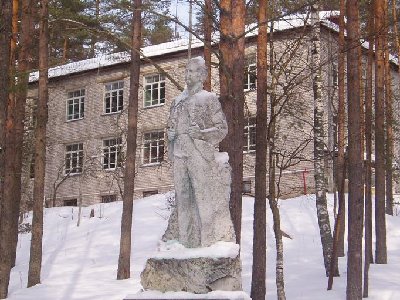 ILeninTakoyMolodoy[1].jpg