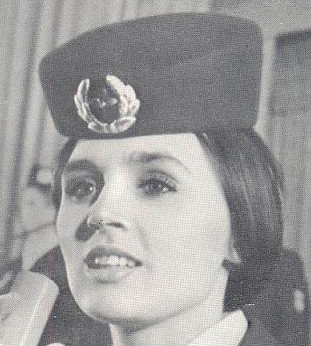 Стюардесса 72 г. фрагмент.jpg